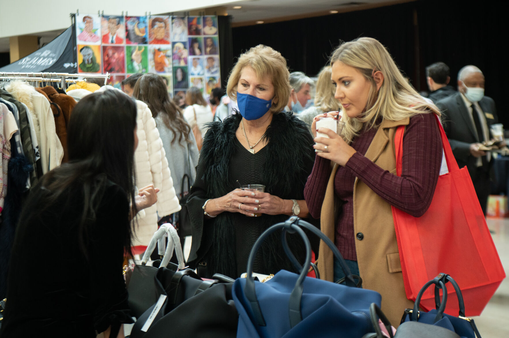 Holiday Pop & Shop at Union Station